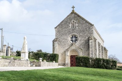 EGLISE SAINT-PIERRE-ES-LIENS DE BRACHAY