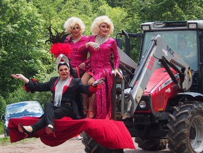 Balade ferme-auberge Bambois : au pied d'un massif