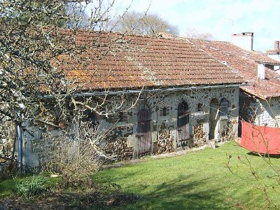 Alloue sentier les repaires