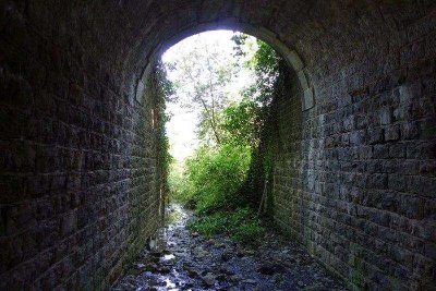 Sur les traces de l'ancienne voie ferrée