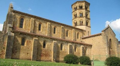Jeu famille - Vol à Anzy-le-Duc