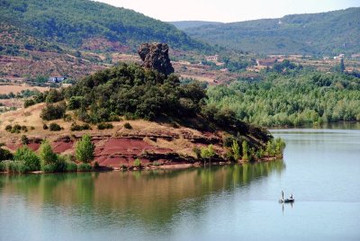 LE DYKE ET NECK DE LA ROQUE