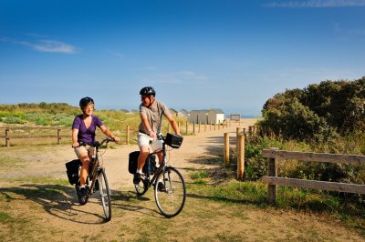 La Vélomaritime - La Vélo Francette : Voie verte de Caen à Ouistreham ( Canal de l'Orne)