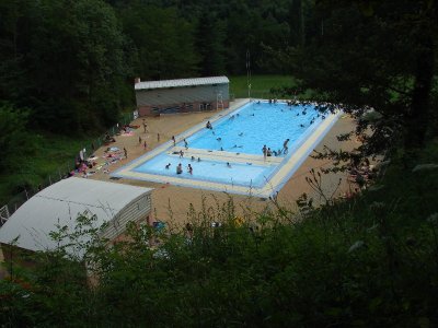 PISCINE MUNICIPALE DE SAINT LAURENT DE CERDANS