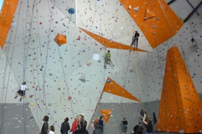 SALLE D'ESCALADE LUCHON HAUTE MONTAGNE