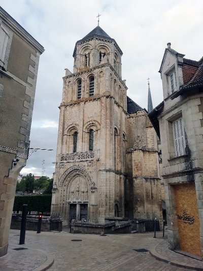 Eglise Sainte-Radegonde