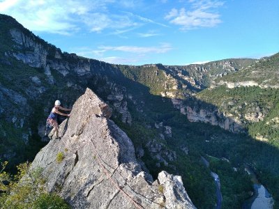 LA CAZELLE SPORT NATURE : SPORTS DE GRIMPE