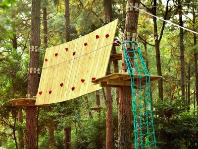 ACCROBRANCHE, VTT, SPA, CO à L'étape en forêt