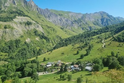 Sentier Deux Nants chalets d'Orgentils par la Sauce