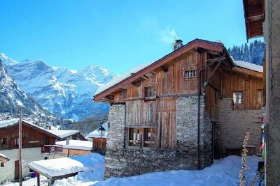 Le village de la Croix par la Corniche - Randonnée pédestre en boucle