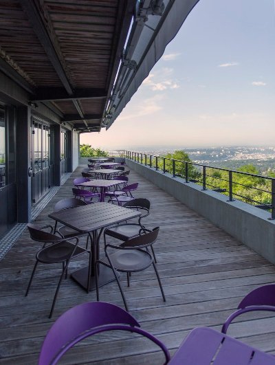 L’Ermitage Hôtel Cuisine-à-manger - Le Bar