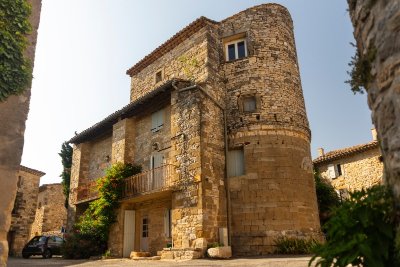 Eglise fortifiée Saint-Pierre d'Aureillac