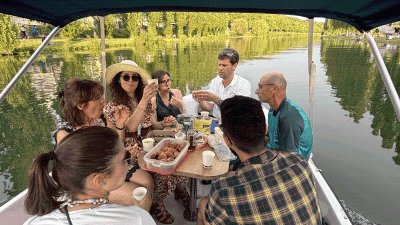 Hisséo Nemours - Location de bateaux sans permis et pédalos