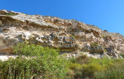 LES BAUX-DE-PROVENCE - Chemin des Trémaïé