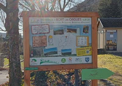 La montée aux Orgues par les chemins du Sacristain et de la Vierge - Parcours PAPSE - 7 km