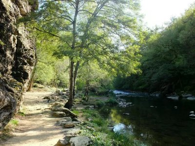 Pique-nique et balade canoë le long du Viaur à Bor-et-Bar