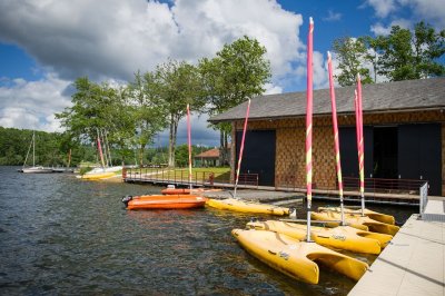 Location Fun Boat - Base Nautique et de Plein air, Lac de Saint-Pardoux