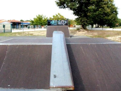 Skate park et city stade de Lanton