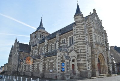Église Saint-Pierre de Chemillé