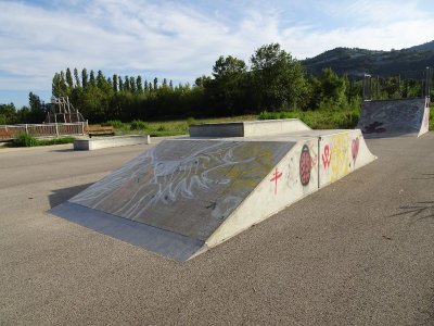 SKATE PARK