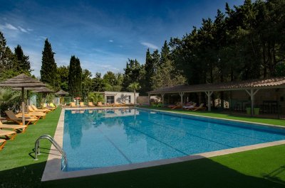 Piscine et Espace Bien-être - Camping La Vallée de Taradeau