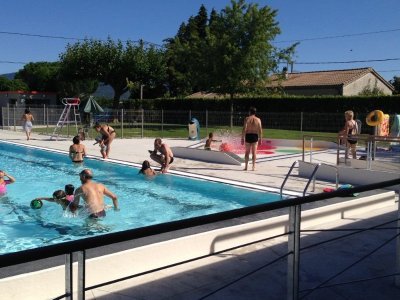 Piscine de Cléon d'Andran