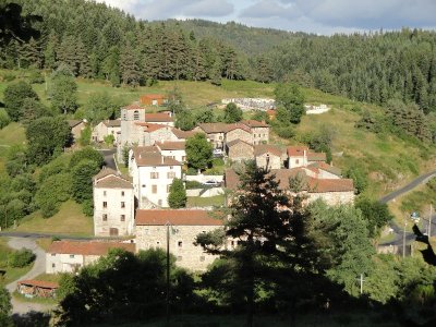 Village | Saint-Pal-De-Senouire