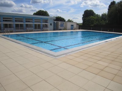 Piscine de Levroux