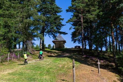 Panorama sur la vallée du Lot depuis Notre Dame des Hauteurs à Golinhac
