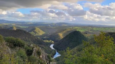 Panorama sur les gorges du Lot depuis Fombillou au Nayrac