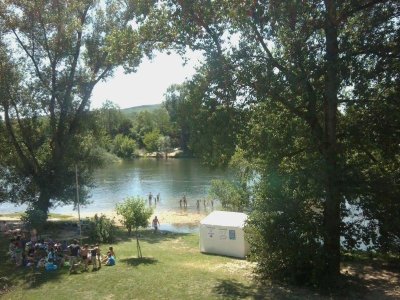 Baignade à Castelfranc dans la rivière Lot