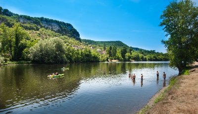 Baignade à Vayrac dans la rivière Dordogne