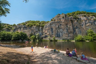 Baignade à Gluges dans la rivière Dordogne