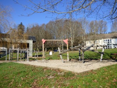 AIRE DE JEUX DES BOULDOUÏRES