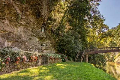 Le Roc d'Anglars et Le Lourdou