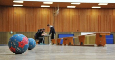 Mur d'escalade - Gymnase du lycée des métiers Martin Bret