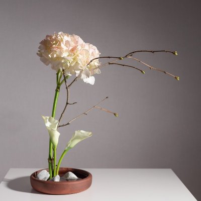 Initiation à l'ikebana, art floral japonais