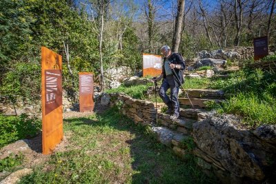 RANDONNEE JEAN-CLAUDE CARRIÈRE