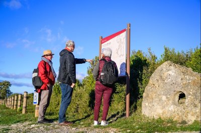 LE SENTIER DES MEULIERES