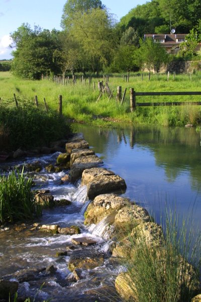 Fontaines et lavoirs : Boucle Avilley Rognon