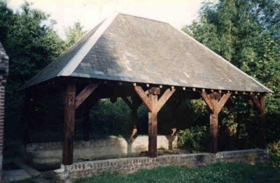 Fontaine Notre-Dame et Lavoir de Sissy