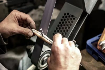 Visitez Laguiole, capitale de l'Aubrac et des couteaux