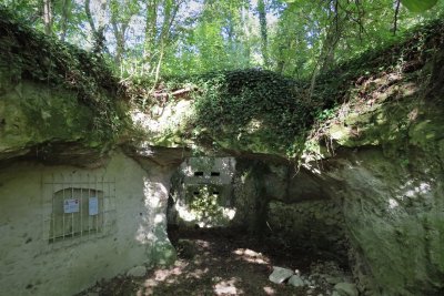La grotte de la Mansonnière