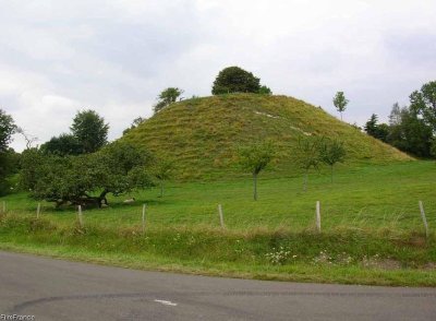 Butte féodale de la Ferté Saint Samson