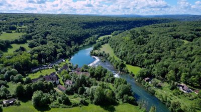 Murs & murmures - Petit circuit par le bois détourné