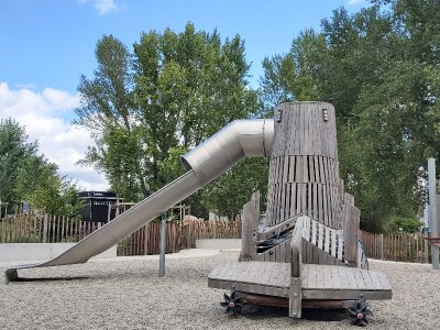 Balade à roulettes - Base sous-marine