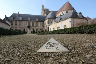 Parcours permanents d'orientation du centre historique de Sens