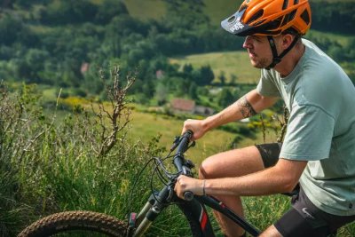 N°11 VTT - Contreforts de la Loubière