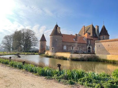 Château de la Cour en Chapeau