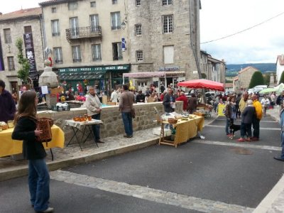 Marché hebdomadaire d'Arlanc